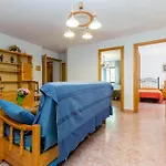 Villa-piedralaves-amatalasvinas-piscina-4 Viviendas בית נופש