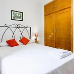 בית נופש Villa-piedralaves-amatalasvinas-piscina-4 Viviendas