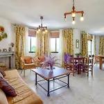 Villa-piedralaves-amatalasvinas-piscina-4 Viviendas Holiday home *