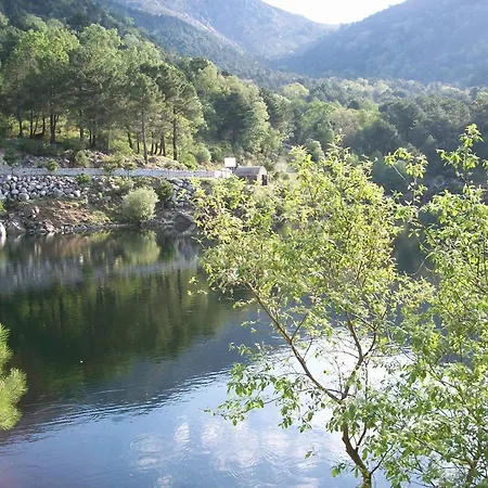 Villa-piedralaves-amatalasvinas-piscina-4 Viviendas * פיידרלבס