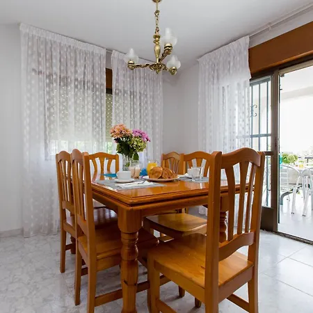 Vakantiehuis Villa-piedralaves-amatalasvinas-piscina-4 Viviendas