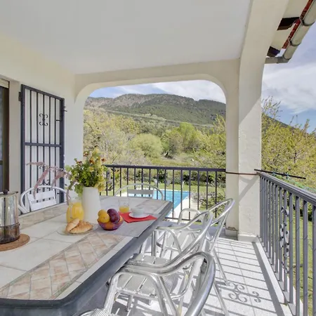 Villa-piedralaves-amatalasvinas-piscina-4 Viviendas Vakantiehuis