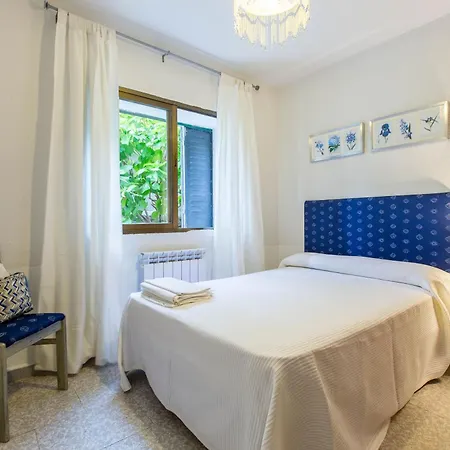 בית נופש Villa-piedralaves-amatalasvinas-piscina-4 Viviendas פיידרלבס