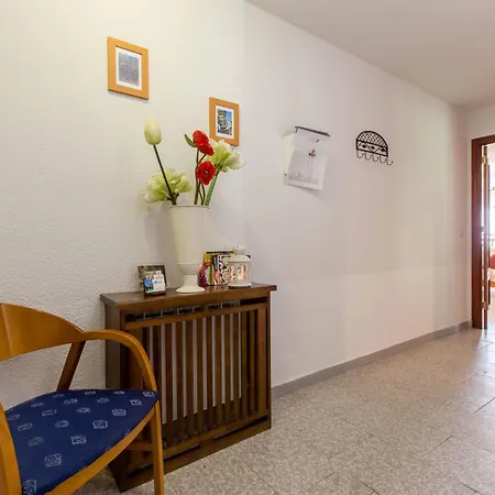 Villa-piedralaves-amatalasvinas-piscina-4 Viviendas פיידרלבס