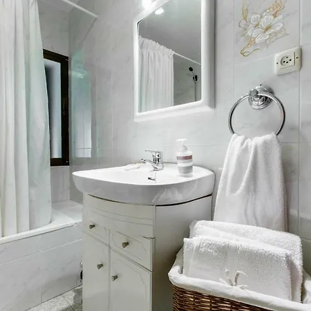 Villa-piedralaves-amatalasvinas-piscina-4 Viviendas בית נופש פיידרלבס