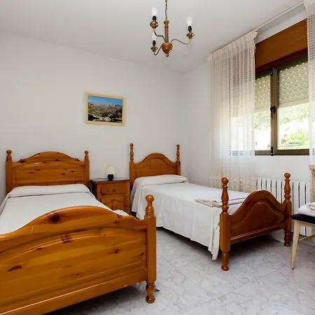 Villa-piedralaves-amatalasvinas-piscina-4 Viviendas Ferienhaus Piedralaves