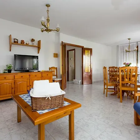 Villa-piedralaves-amatalasvinas-piscina-4 Viviendas