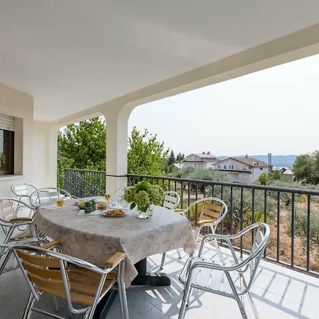 Villa-piedralaves-amatalasvinas-piscina-4 Viviendas בית נופש פיידרלבס