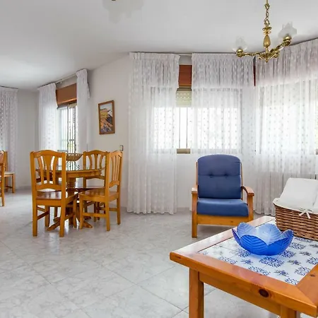 Ferienhaus Villa-piedralaves-amatalasvinas-piscina-4 Viviendas