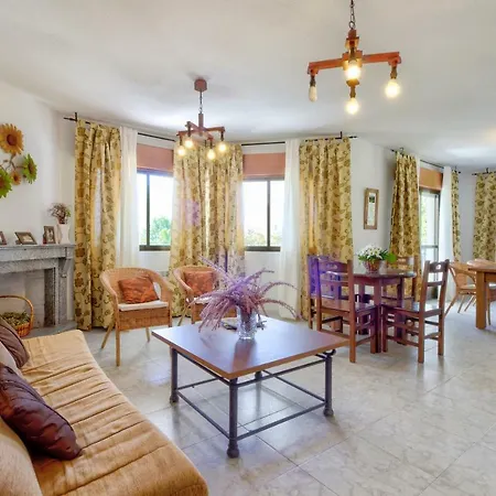 Villa-piedralaves-amatalasvinas-piscina-4 Viviendas Semesterbostad *