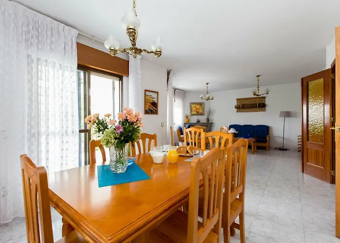 Villa-piedralaves-amatalasvinas-piscina-4 Viviendas Пьедралавес