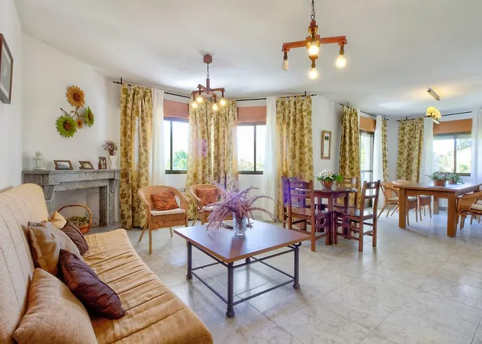 Villa-piedralaves-amatalasvinas-piscina-4 Viviendas 펜션 *